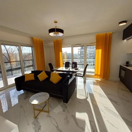Plaza Tower Apartament, Sauna, Targi Kielce Buitenkant foto
