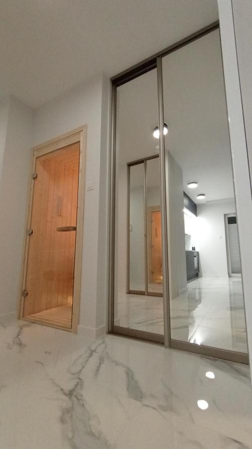 Plaza Tower Apartament, Sauna, Targi Kielce Buitenkant foto